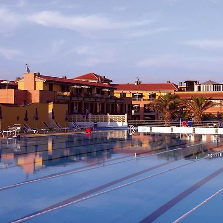 Continental Resort Tirrenia Eksteriør bilde