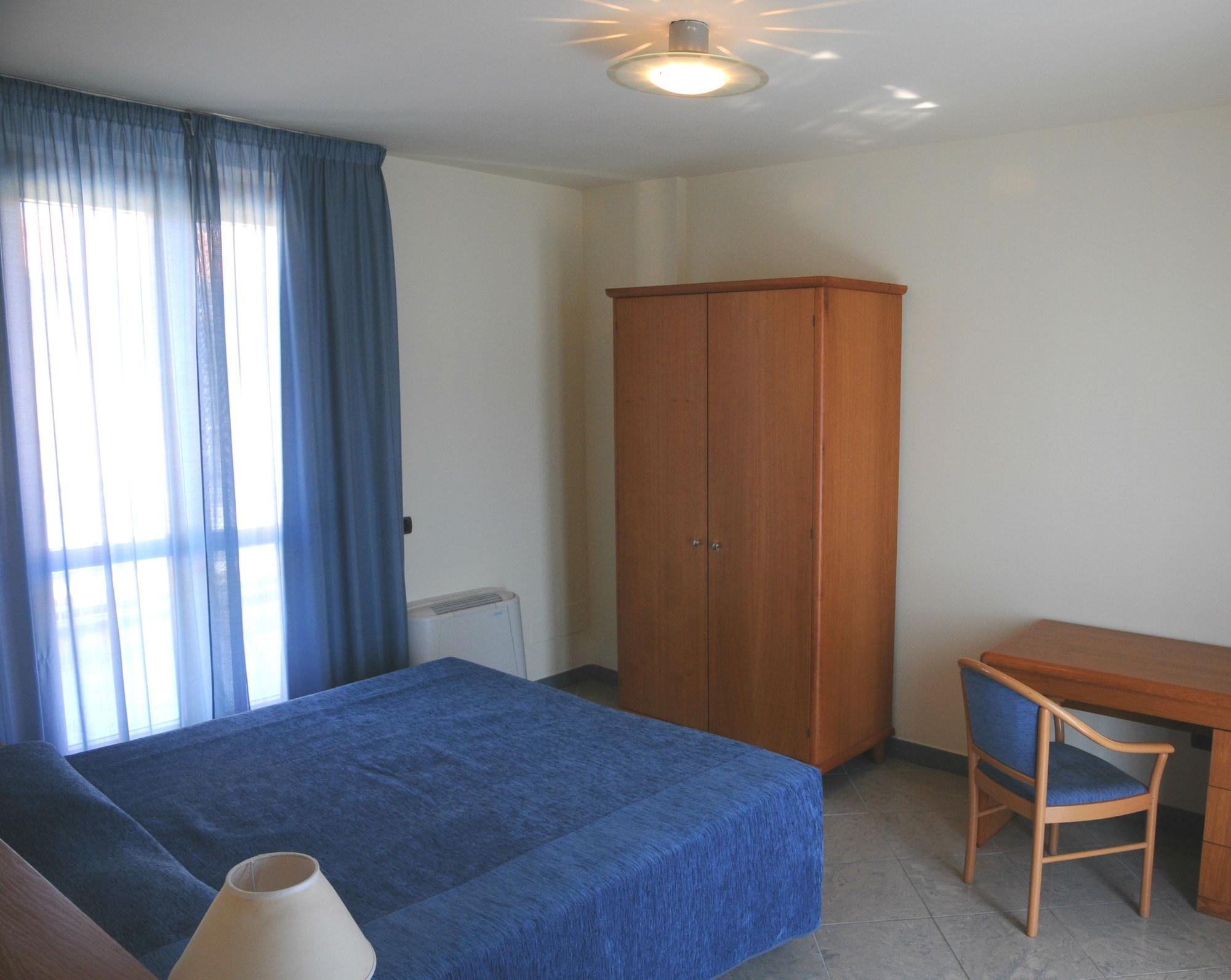 Continental Resort Tirrenia Eksteriør bilde