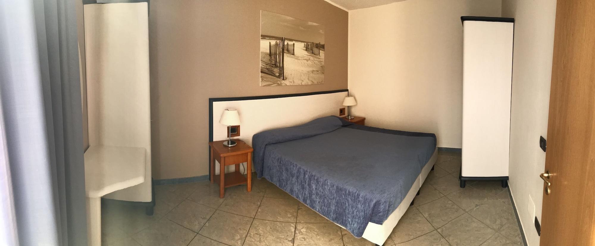 Continental Resort Tirrenia Eksteriør bilde