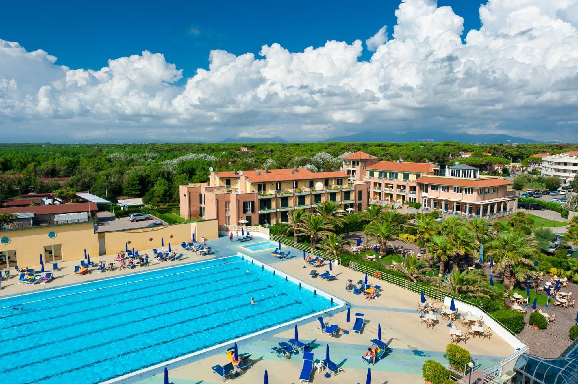 Continental Resort Tirrenia Eksteriør bilde